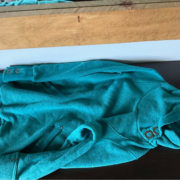 Turquoise chlorophylle hoddie - Picture 1 of 5